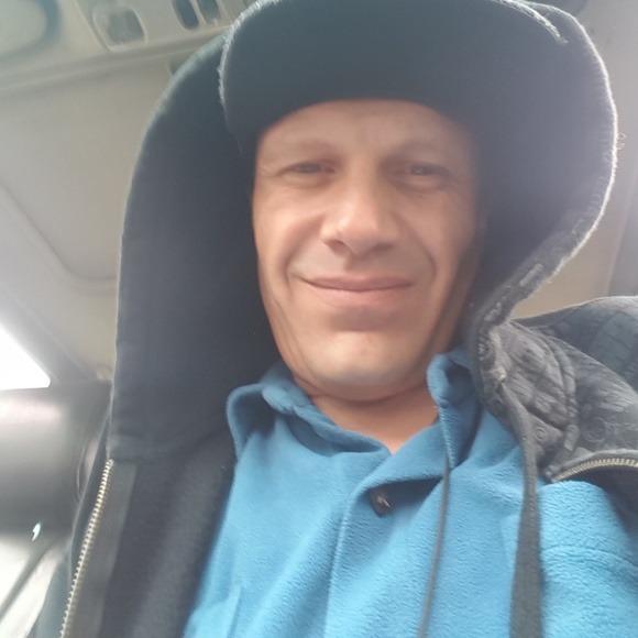 Meet your Posher, Tarik - Picture 2 of 8